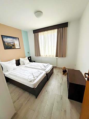 Superior One-Bedroom Apartment