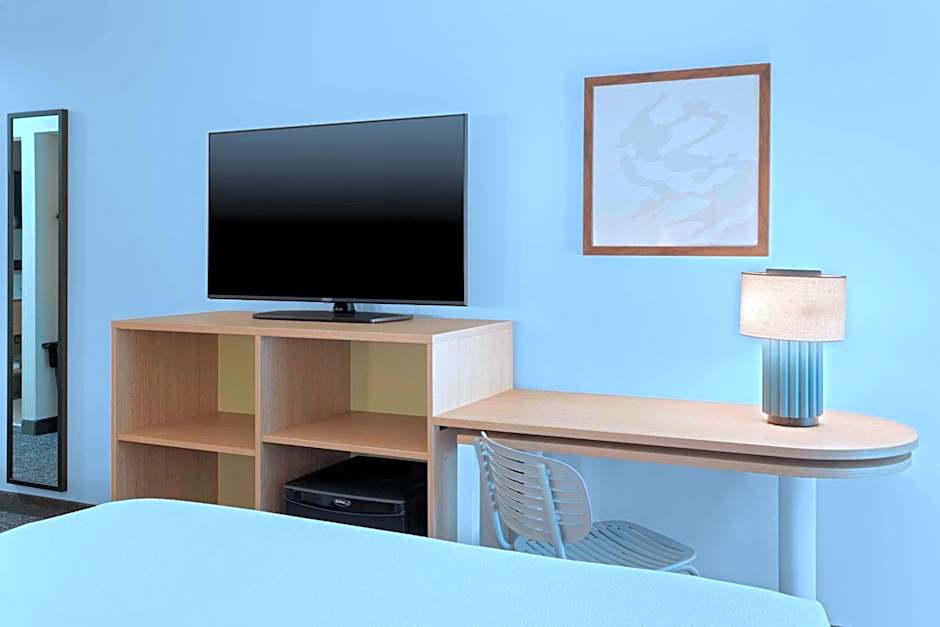 Spark by Hilton Newcomerstown