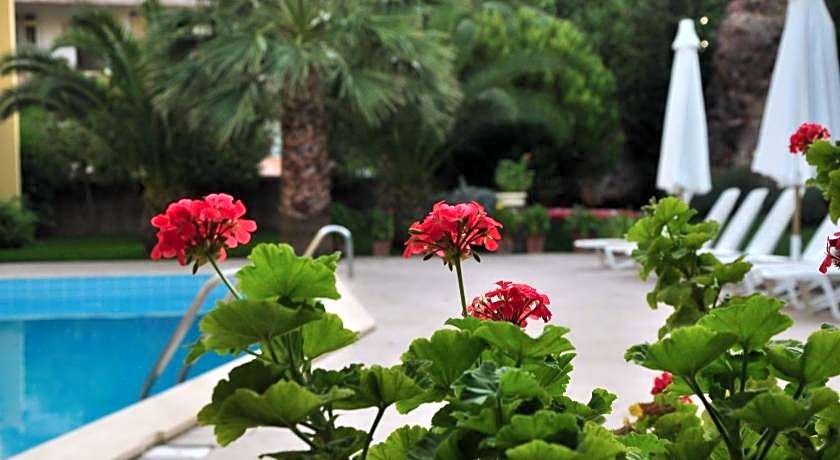 Palm Court Suites Ayvalik