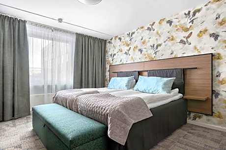 Suite-1 King Bed, Non-Smoking, Morning Gown, Wi-Fi, Full Breakfast