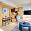DoubleTree by Hilton Shenzhen Airport Residences