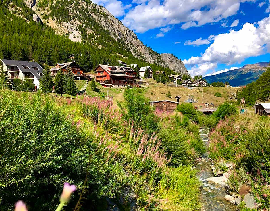 Hotel Piccolo Chalet
