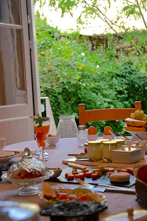 la maison, chambre d'hôtes de charme et atelier d'artiste, Libourne saint Emilion