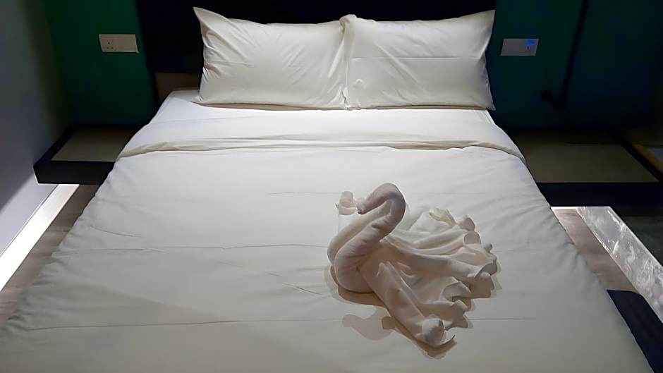OYO 90899 Tube Hotel Melaka