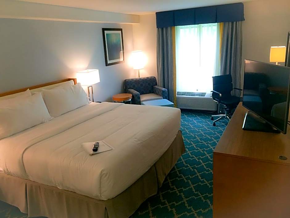 Holiday Inn Express and Suites West Ocean City By IHG