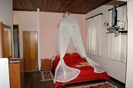 Comfort Quadruple Room