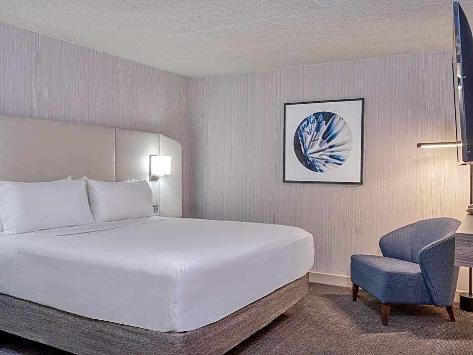 Crowne Plaza Indianapolis-Airport By IHG