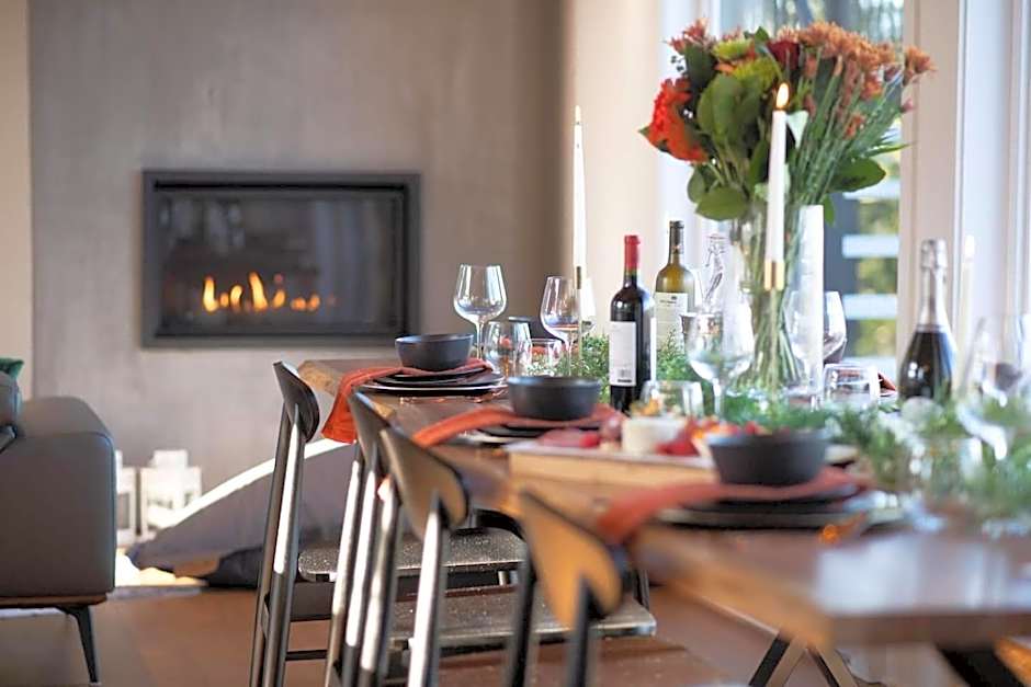 Chalet Xo Tremblant - 5brs, Private Baths, Spa, Sauna & Rooftop