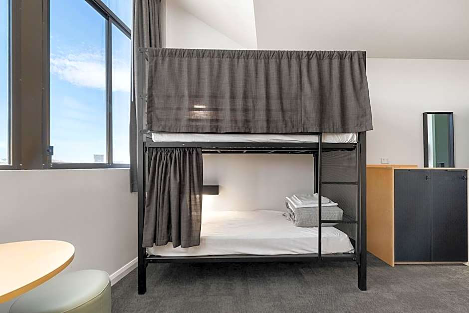 YHA Adelaide Central