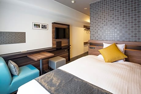 Double Room with Small Double Bed - Smoking