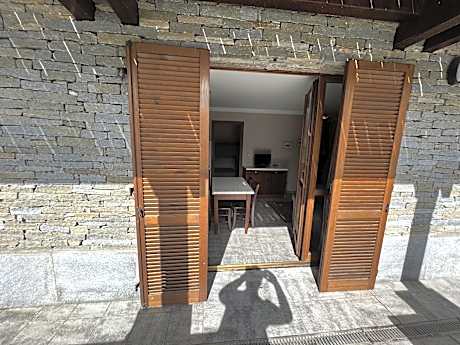 One-Small Bedroom Apartment with Mountain View