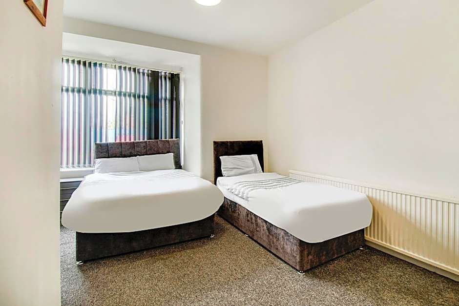 OYO The Longlands Hotel