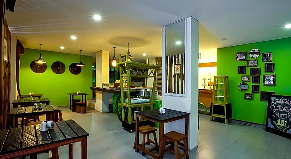 J Hotel Kuta