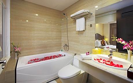 Executive Sea View Balcony