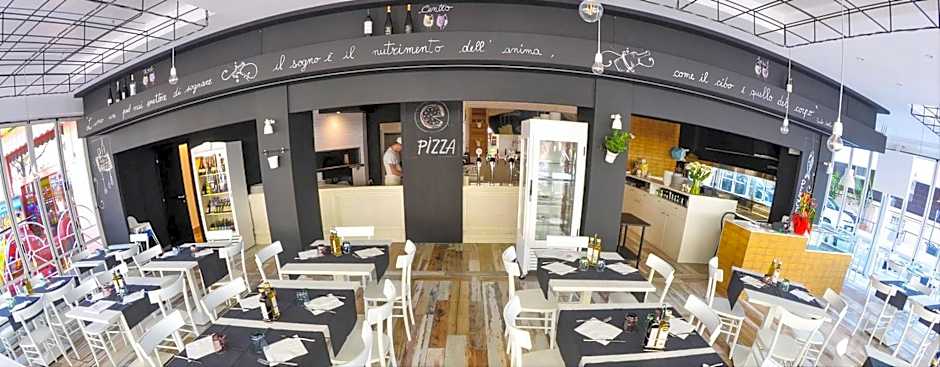 Hotel Ferrara