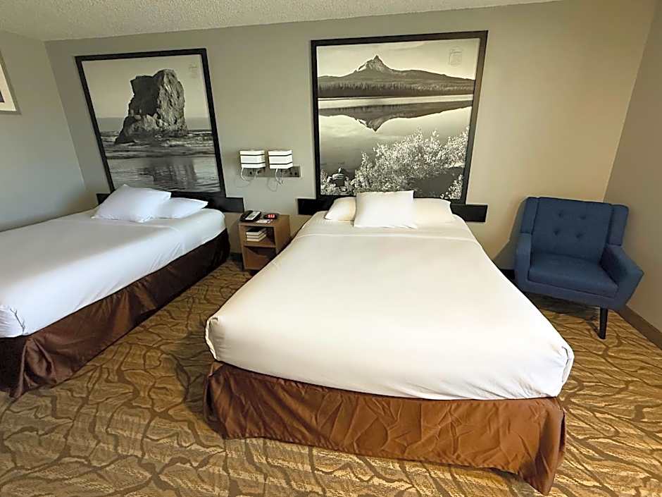 Super 8 by Wyndham Baker City