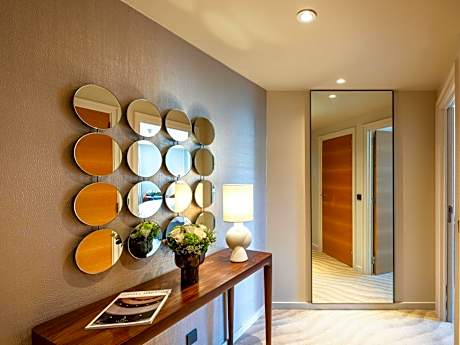 Junior King Suite