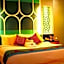 Palette - Near Amanjaya Mall Formerly El-Zahraa