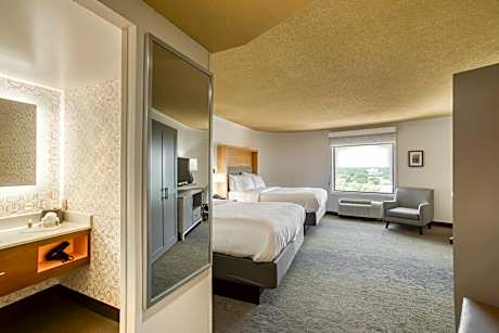 Queen Room with Two Queen Beds - Disability Access Hearing Accessible - Roll-In Shower