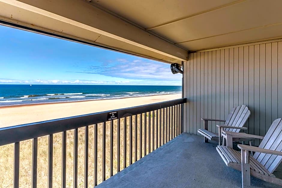 Lincoln Sands Oceanfront Resort, an Ascend Collection Hotel