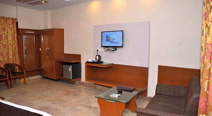 Hotel Basera Brij Bhoomi