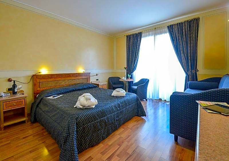 HOTEL PORTA DEL SOLE