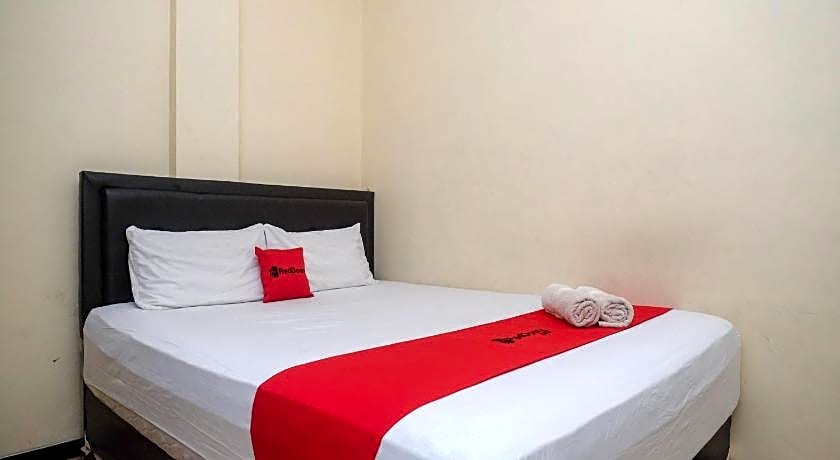 RedDoorz near Taman Pantai Alam Indah Tegal