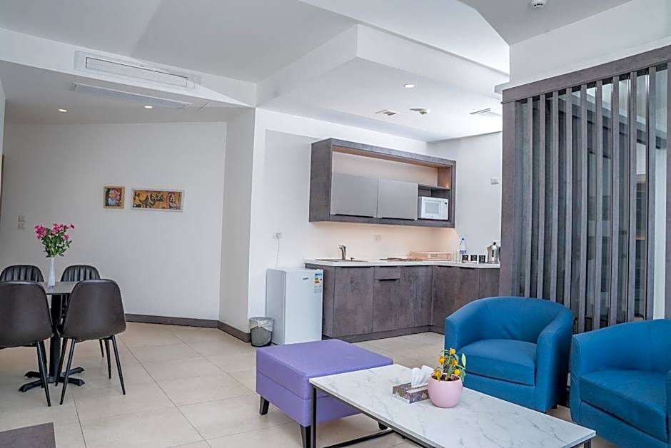 Liv Weibdeh Hotel Suites