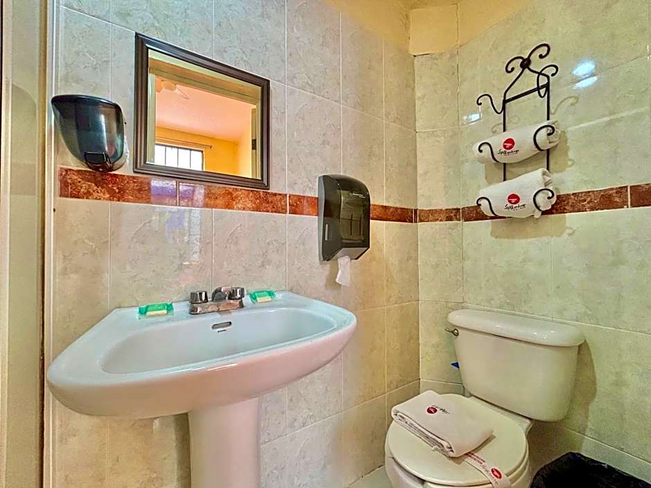 Hotel La Alhondiga