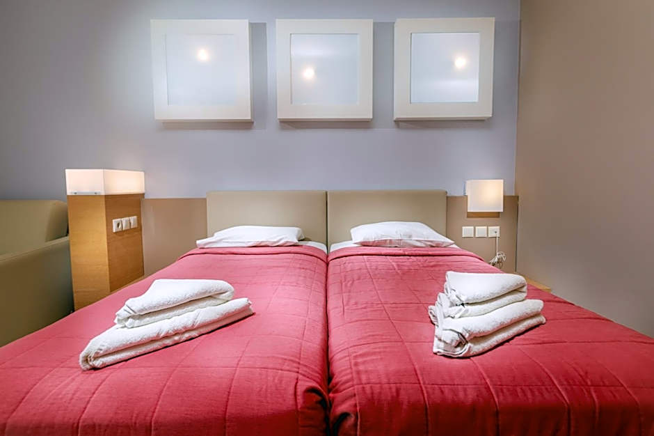 Sovereign Beach Hotel