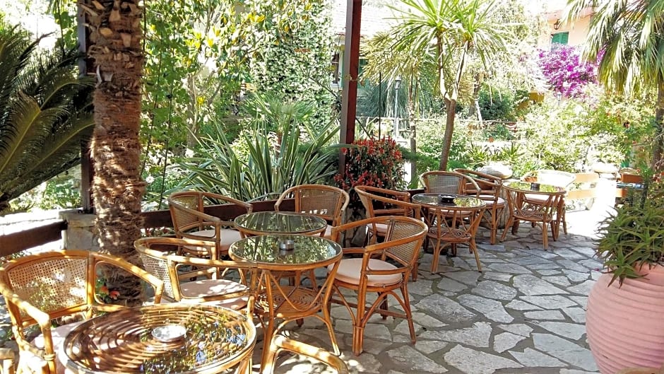 PHILIPPOS Hotel Apartments