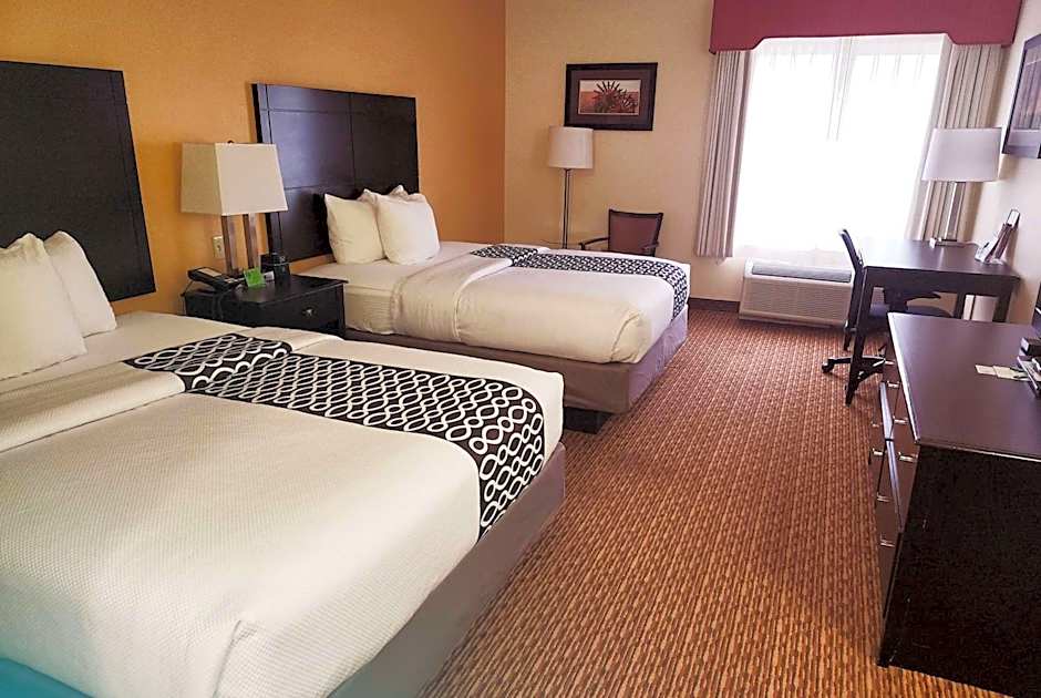 La Quinta Inn & Suites by Wyndham Stillwater -University Area