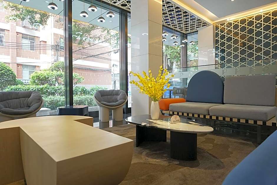 Paco Hotel Ouzhuang Metro Guangzhou-Free shuttle to Canton fair