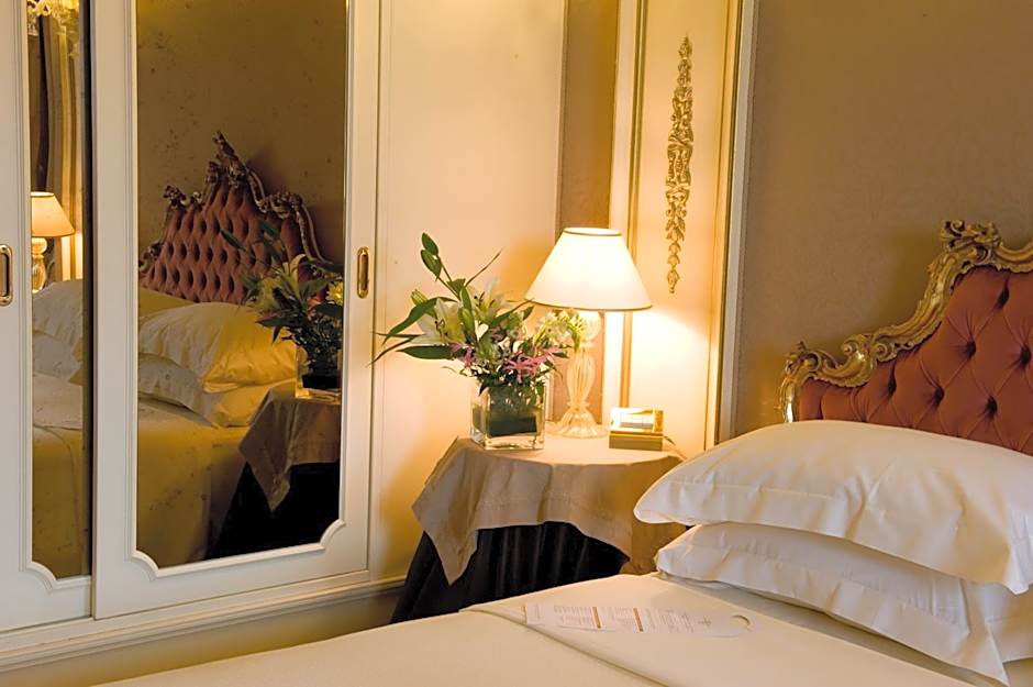 Ca' Sagredo Hotel