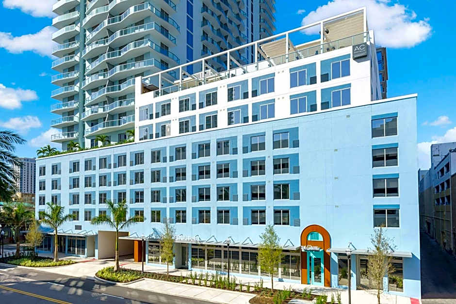 AC Hotel by Marriott St. Petersburg Downtown