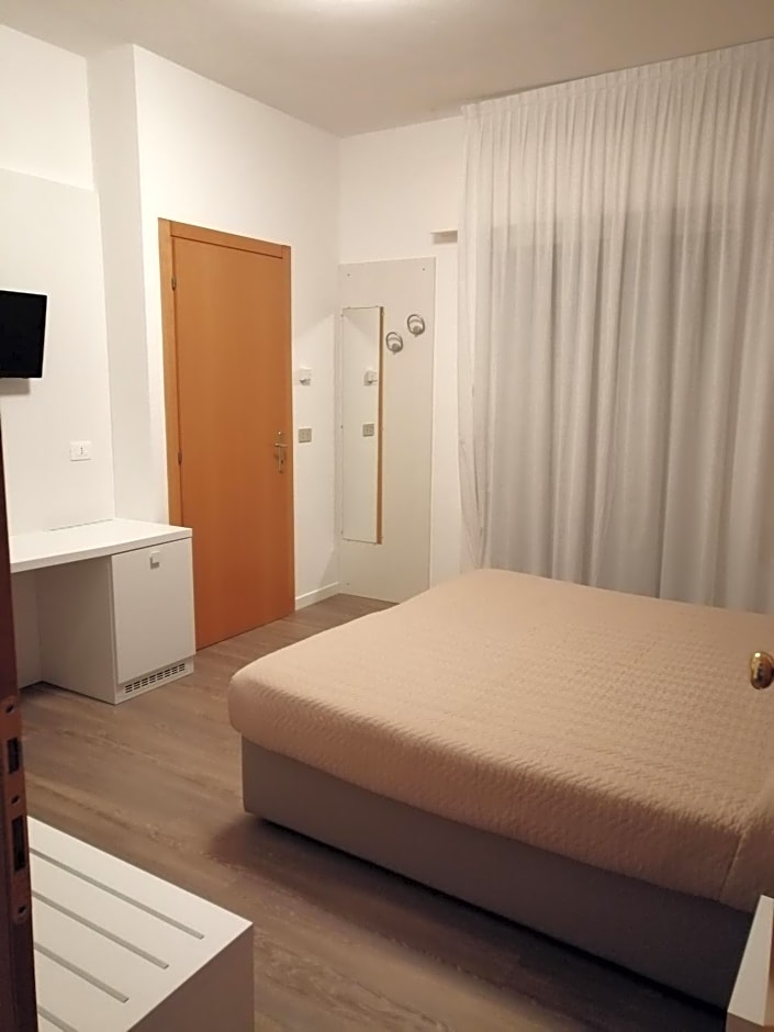 Hotel Columbia & Ninfea