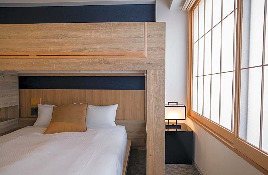 Wayfarer Shin – Kyoto, IL