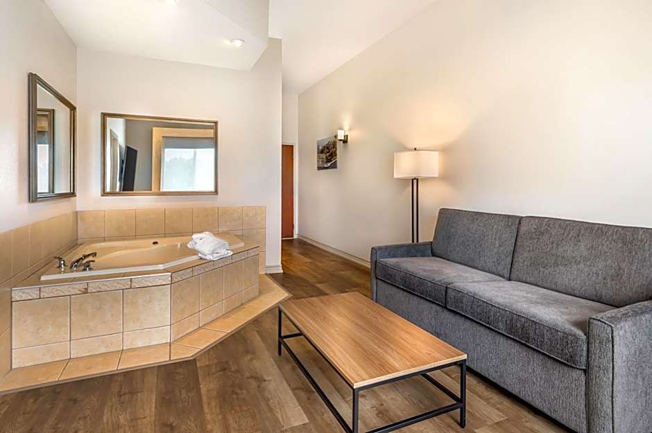 Best Western Plus 1000 Islands Hotel & Suites