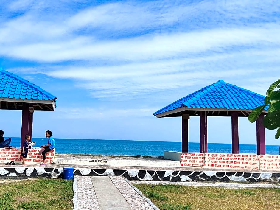 penginapan karanglaut santolo