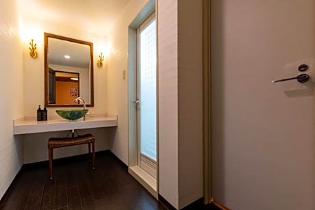 Japanese Western Style Classic Junior Suite with Two Single Beds