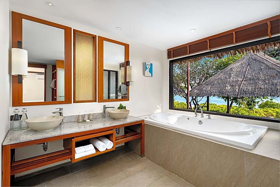 SAii Phi Phi Island Village