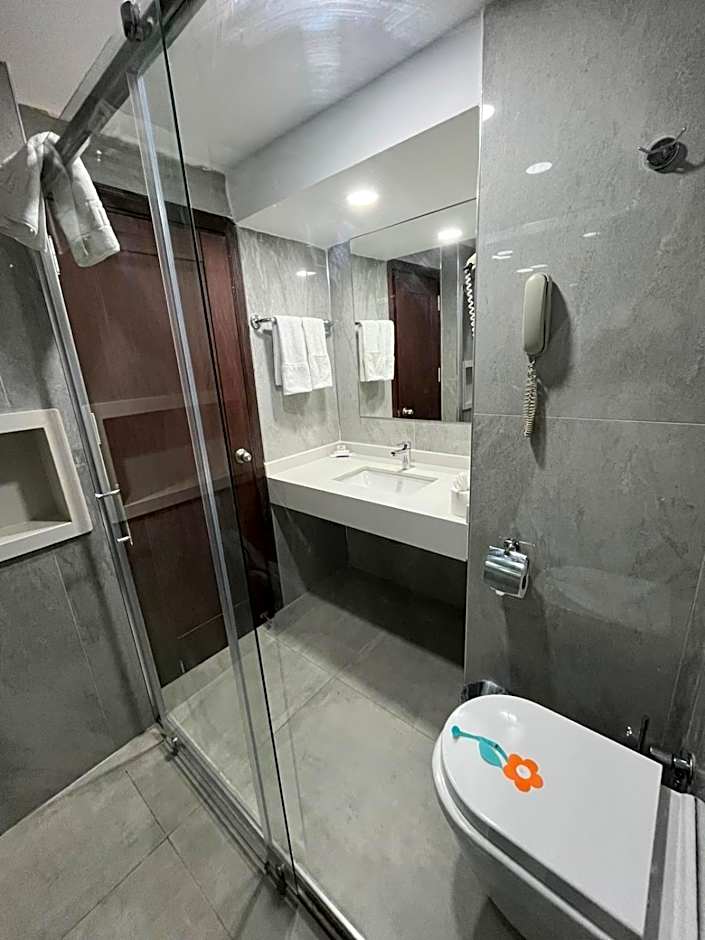 Side Palm D'or Hotel