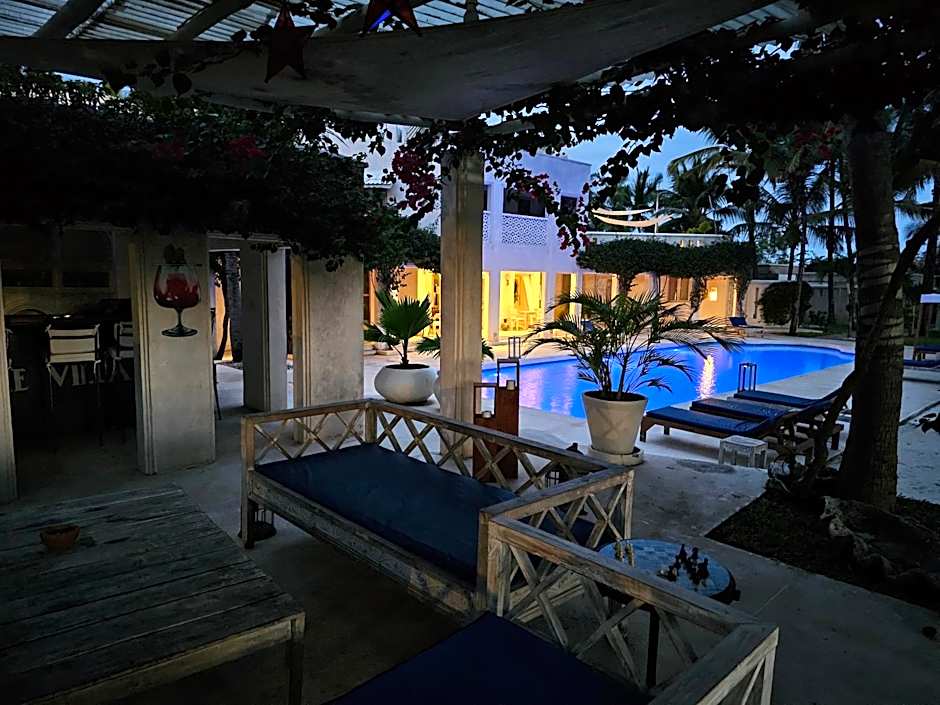 The Villa Luxury Suites Hotel