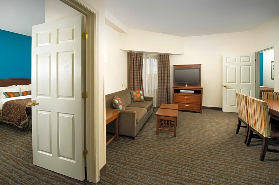 Staybridge Suites Baltimore BWI Airport, an IHG Hotel