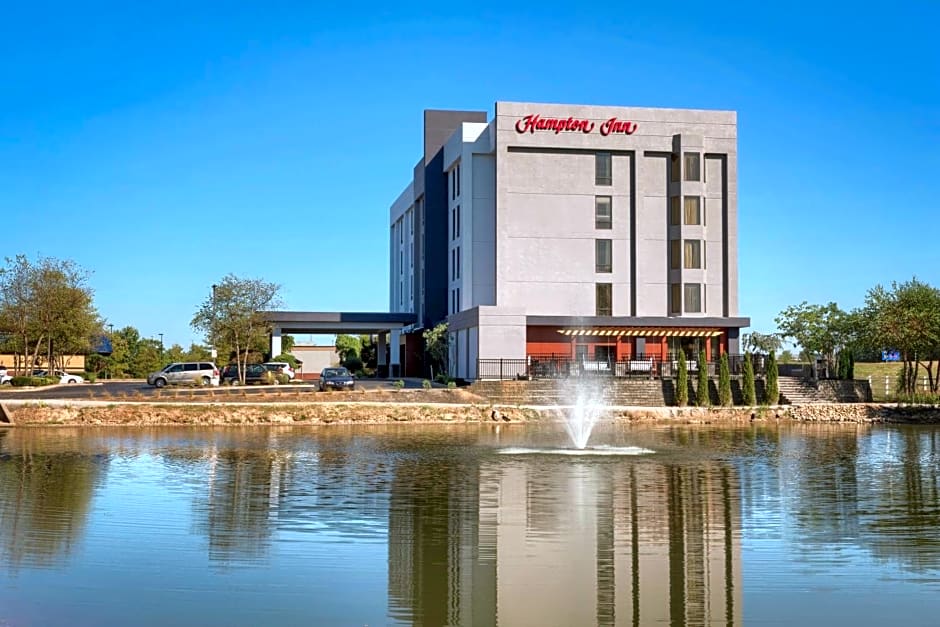 Hampton Inn By Hilton Louisville-Northeast KY