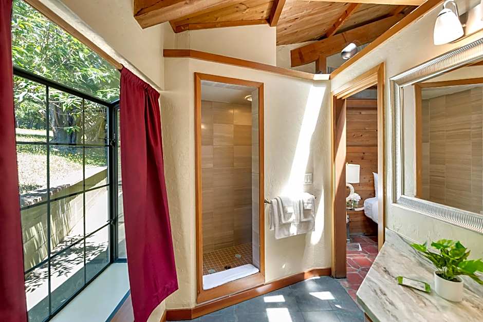 Sonoma Coast Villa and Spa