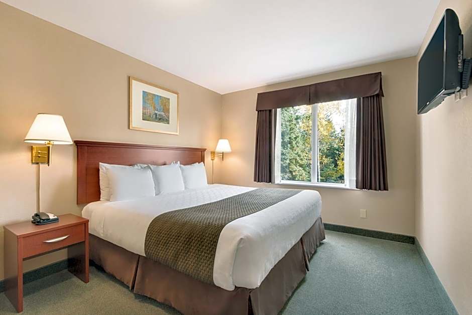 Days Inn by Wyndham Thunder Bay North