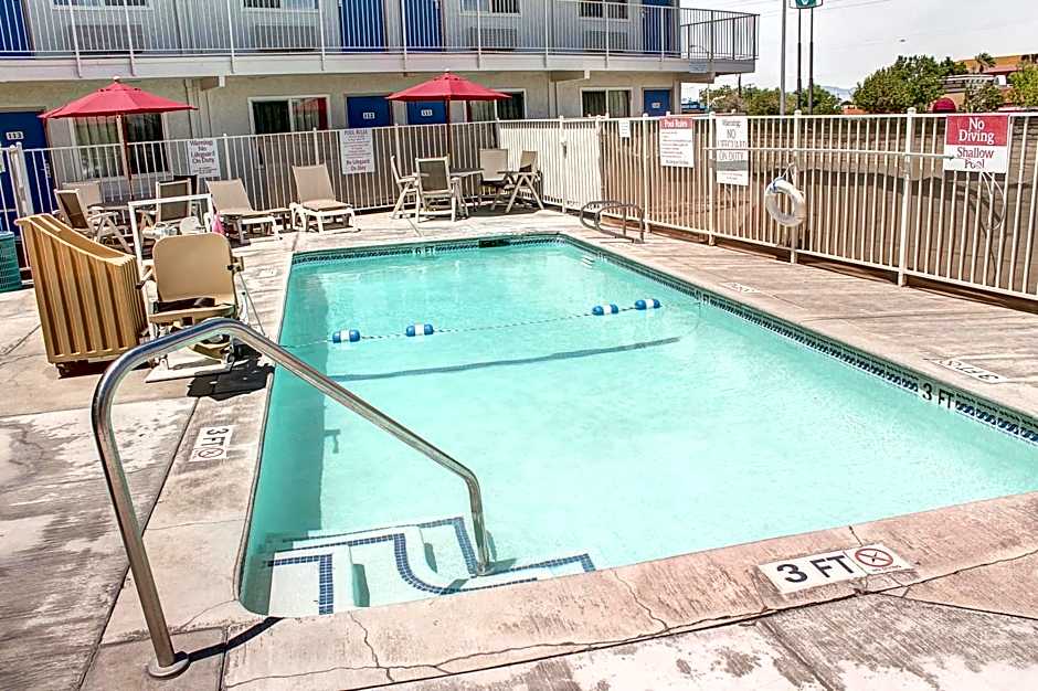 Motel 6-Lancaster, CA