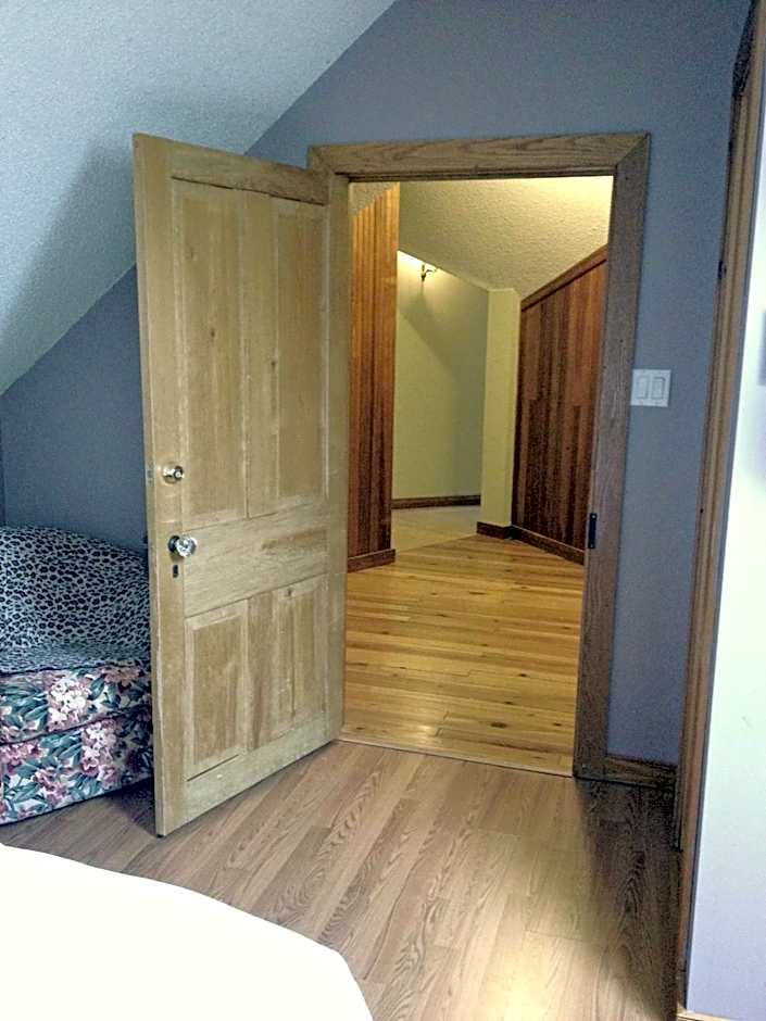 The Inn at Ragged Edge