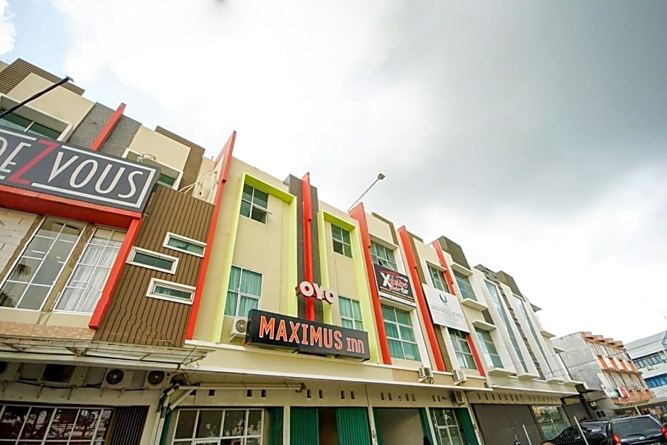 OYO 251 The Maximus Inn Hotel